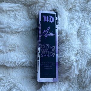 Urban Decay All Nighter Setting  Spray